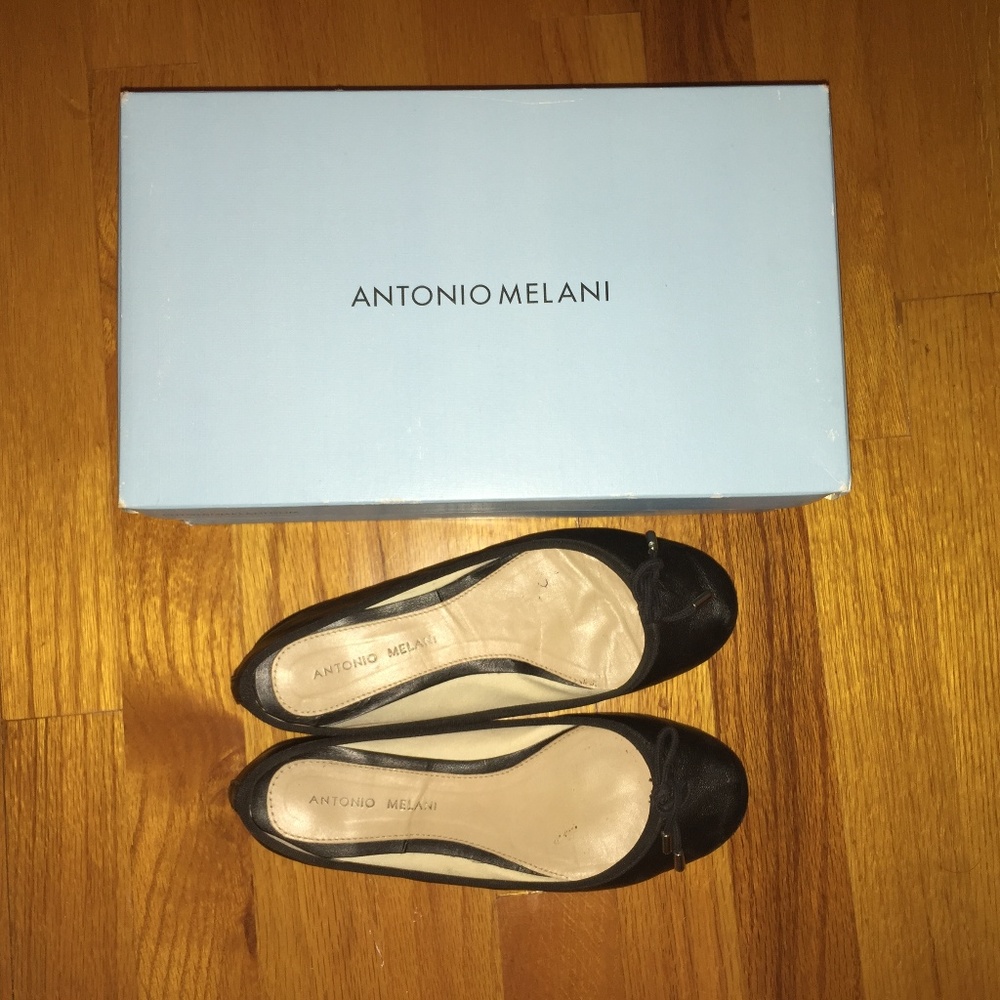 Antonio Melani black ballet flats